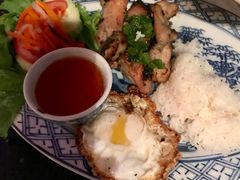 -Long Provincial Vietnamese Restaurant