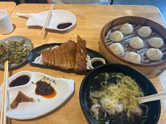 -玖鲜小笼(中山广场店)