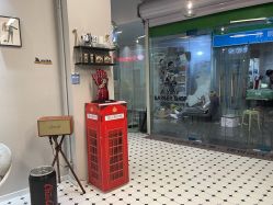 -老男孩男士理容馆·理发·烫染·修面