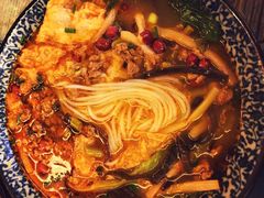 -粉家柳州螺蛳粉(杨宅路店)
