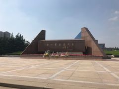 -上海市龙华烈士陵园