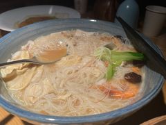 特色海鲜面-荣小馆(杭州大厦店)