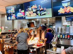 -麦当劳(军博店)