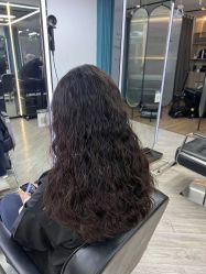 -奈川烫染Salon