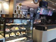 面包甜点陈列柜-麦当劳(新洲南路店)