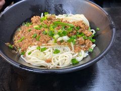 招牌豌杂面-丽影重庆小面(定西路店)