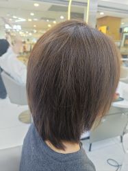 -虫二·专注健康烫染沙龙