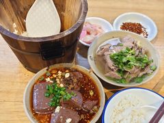 -谢老五跷脚牛肉·非遗传承店