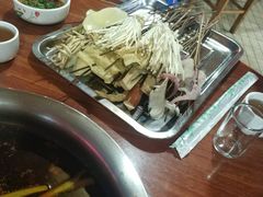 -牛华八婆麻辣烫(起源店)