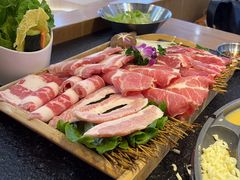 -GOGIYA·咕叽吖韩国传统烤肉店(东方新天地店)