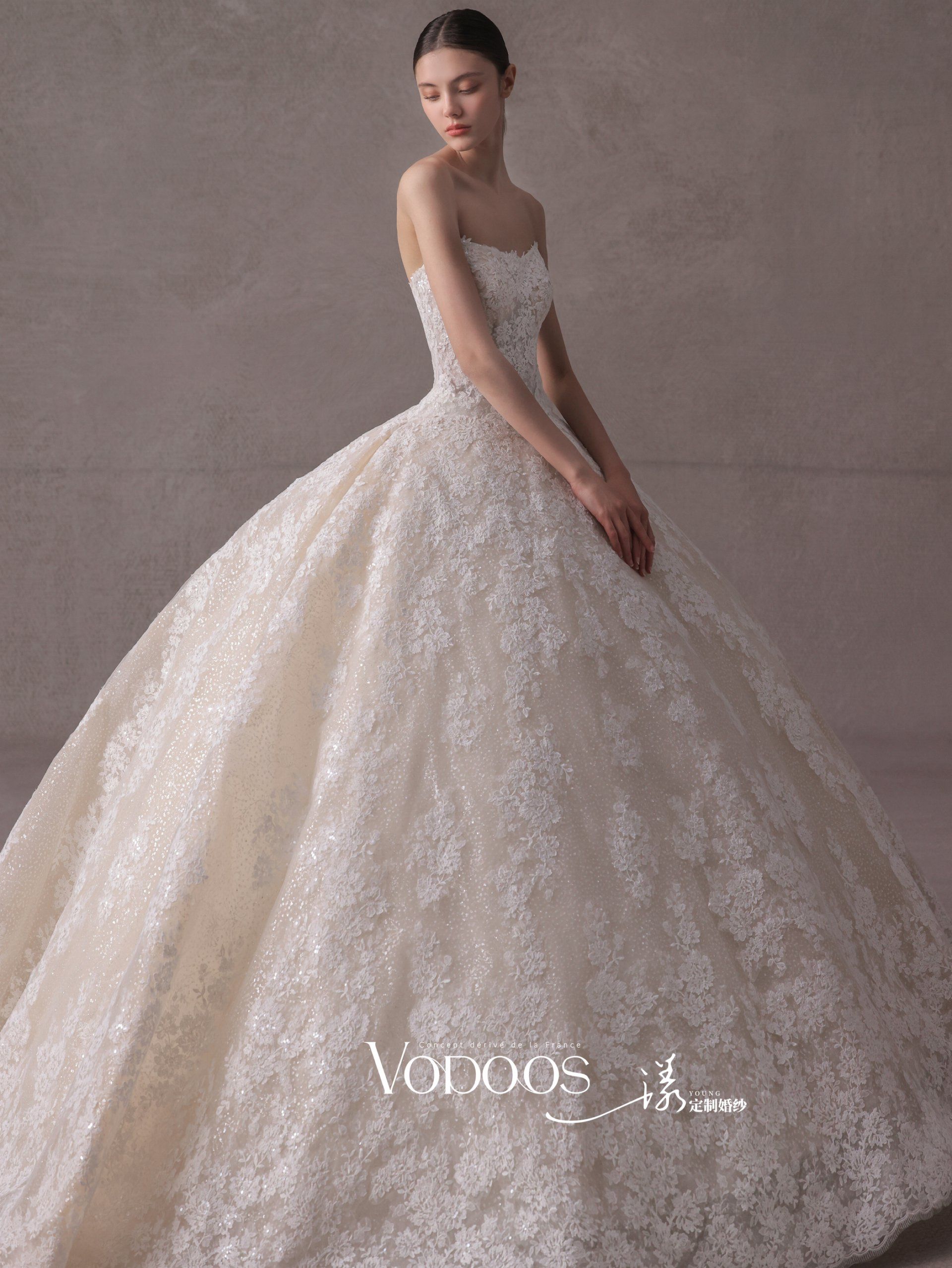 抹胸蓬蓬裙义乌婚纱礼服