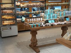 零售区-罗莎蛋糕(魔法师司门口店)