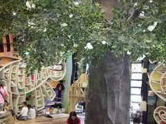 -钟书阁(松江泰晤士小镇店)