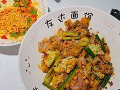 肉多多小龙虾尾拌面-友达面馆(广州总店)
