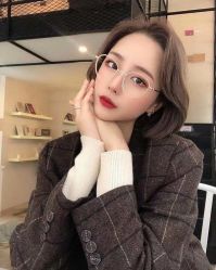 -首脑美发沙龙
