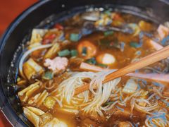 老坛酸菜米线-渝和喵叔米线(南坪万达店)
