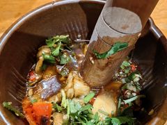 -老滇山寨•云南特色菜•地方菜•民族风情歌舞表演(金碧店)