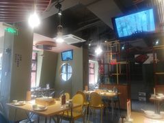 大堂-街角等你.大连海鲜烧烤(西安路店)