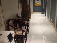 -莱蔻·圣灸堂·推拿艾灸(天山店)