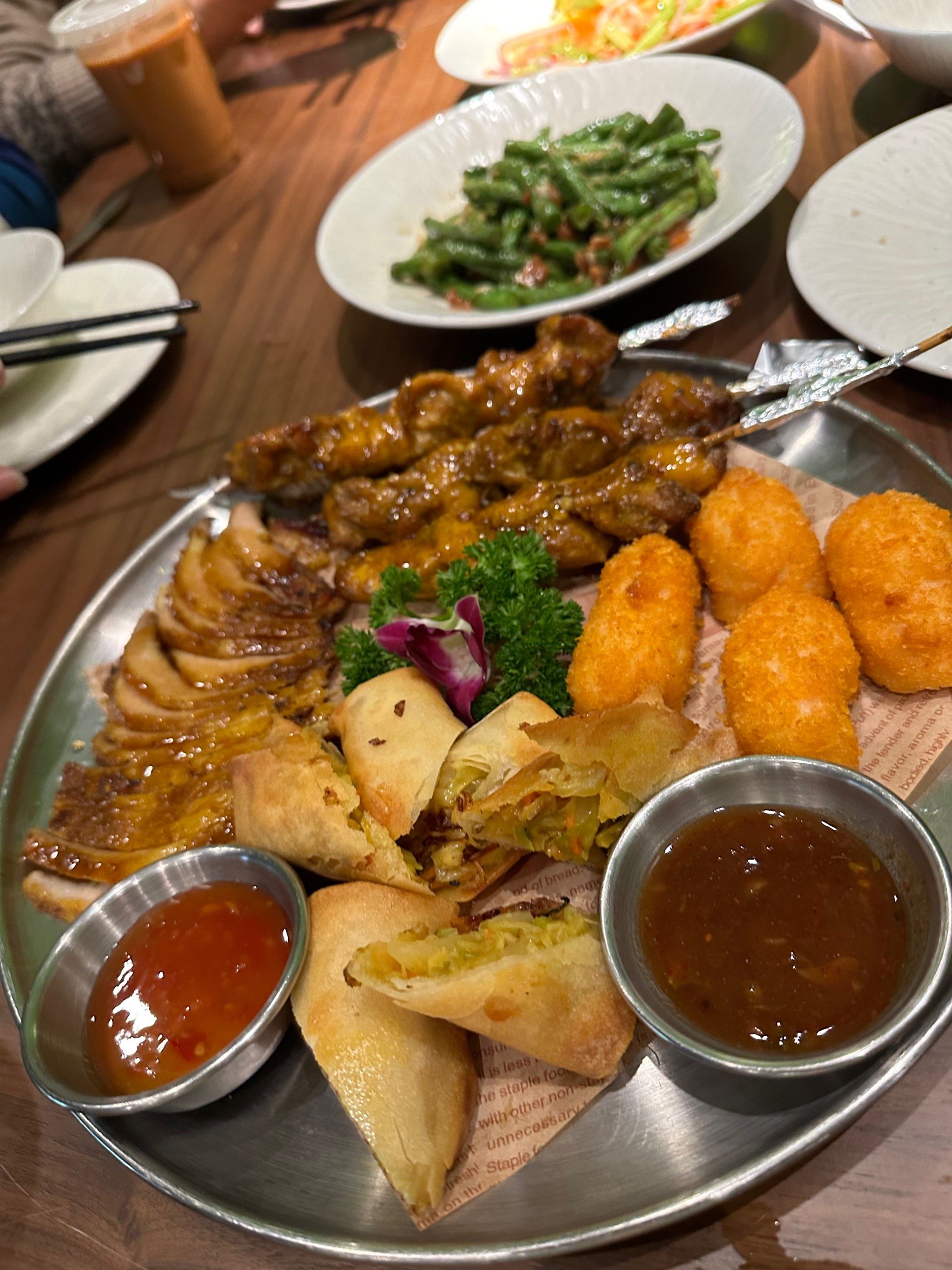 服务员阿姨有点搞不清什么是辣的什么是不辣的态度比较差.