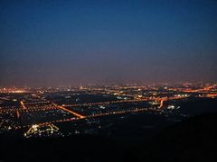 -鬼笑石后山停车场