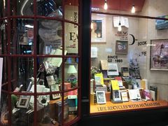 -西西弗书店&矢量咖啡(壹方购物中心店)