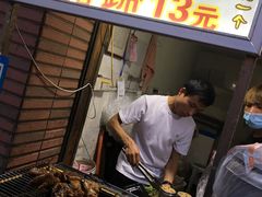 门面-美人万三·蚝大人生蚝小馆(昌里路店)