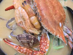 白蟹海鲜面-台州老六海鲜面馆(上南总店)