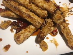 -梧桐树下(云锦世家店)