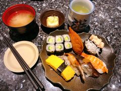 -回転寿司酒場 銀座沼津港