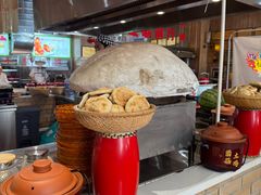 -老街坊美食汇(玉兰大街店)