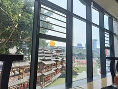 -星巴克(南宁民歌湖店)