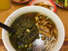 -矮子粉店1985·长沙米粉(湘春路店)
