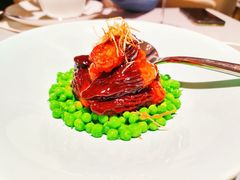 葱烧羊肚菌虾肉蜜豆-屋里厢上海菜馆