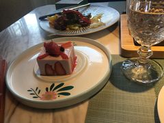 -蜜桃花开·中西融合菜E&W(南长街店)