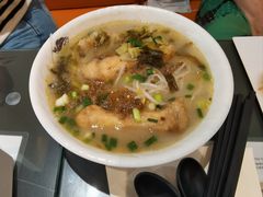 -凯峰鱼汤米线(金利達店)