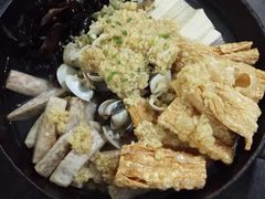 -刘姐啤酒鱼民族演艺餐厅(西街总店)