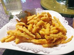 咸蛋黄焗杏鲍菇-锦上中式酒馆(南内环店)