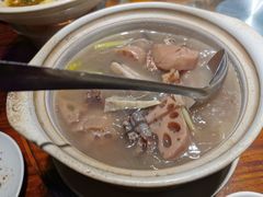 排骨煲莲藕-优之名鹅城