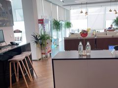 -宁波宝信宝马4S店(江北日湖店)