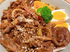 -玛格萝妮(汇智国际商业中心店)