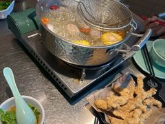 -潮界(LU·ONE凯德晶萃广场店)