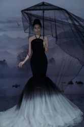 -雪中彩影婚纱摄影·微光艺术中心