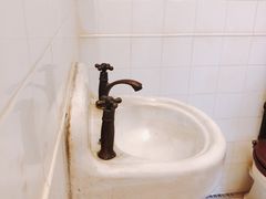 -黎黄陂路街头博物馆
