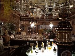 -火车头法国西餐厅