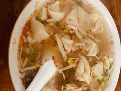 -胖子馄饨坊(天目大厦东南)