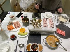 -红鼎豆捞·非遗鲍皇汤火锅(宝丰路店)