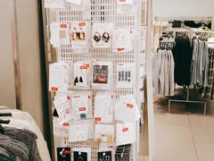 -H&M(鹏欣水游城店)