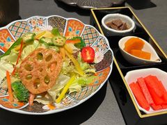 -铭牛烧肉·和牛海鲜自助(高新月牙湖店)