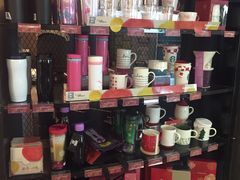 零售区-星巴克(上海虹桥南丰城办公楼店)